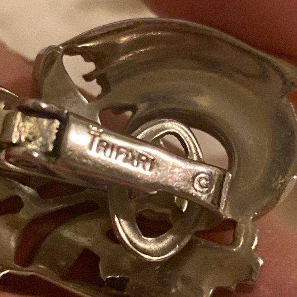 Coro necklace, Trifari earrings PM 1768 - Picture 4 of 7